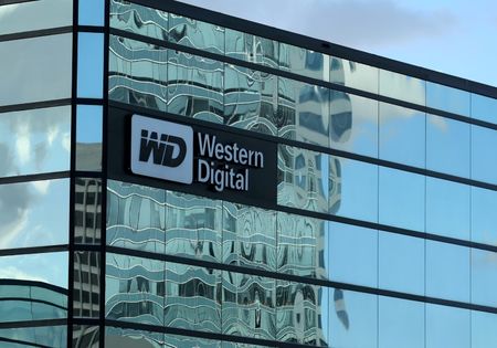 Western Digital forecasts larger quarterly loss after Q2 results top estimates